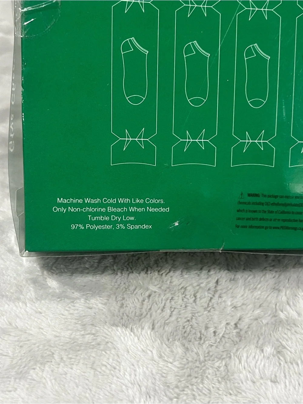NWT Sock Hub Holiday Collection Surprise Twist Boxes 4-Pack Socks Size 6-12